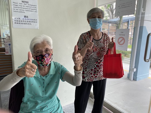 lowres Mdm Han and neighbour lowres Mdm Han and neighbour